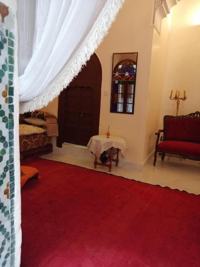 Riad Dar AlKATIB Meknès Esterno foto