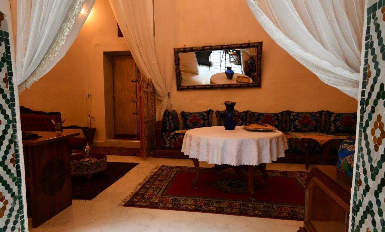 Riad Dar AlKATIB Meknès Esterno foto