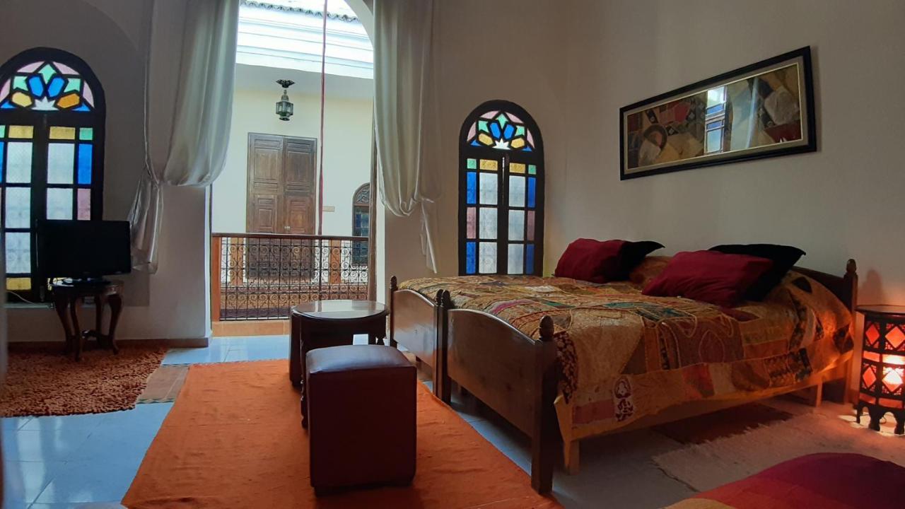 Riad Dar AlKATIB Meknès Esterno foto